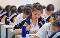 工业大学取企业共建的智能产线实